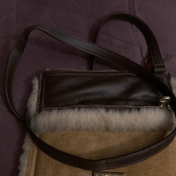 UGG - Picture 7 of 7